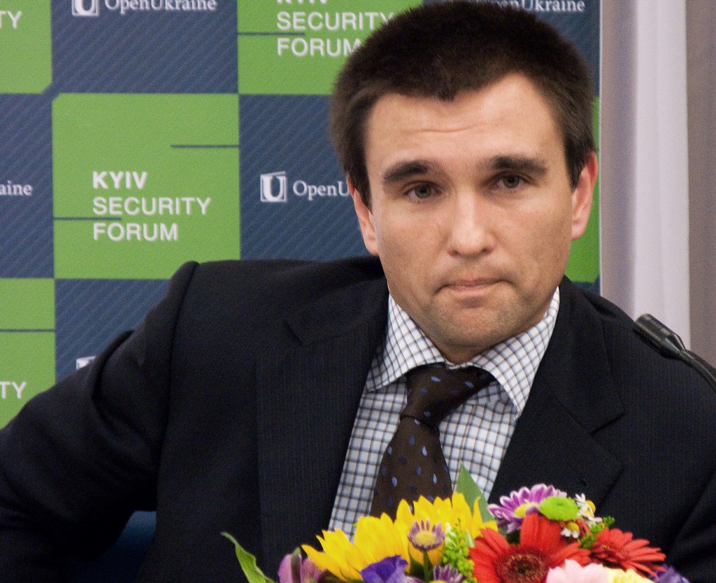 Климкин: ведутся переговоры о предоставлении оружия Украине