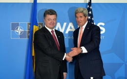 Встреча Порошенко и Керри в рамках саммита НАТО в Ньюпорте
