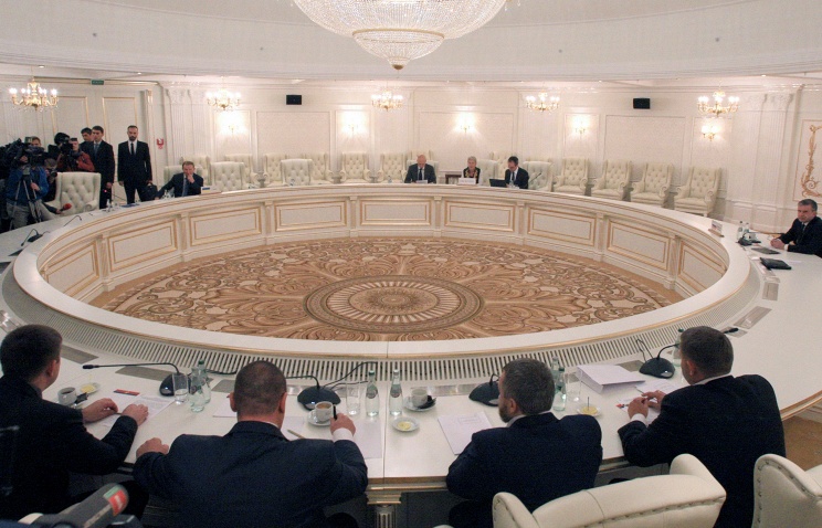 В Минске обсуждают вопрос закрепления границ по их нынешним линиям