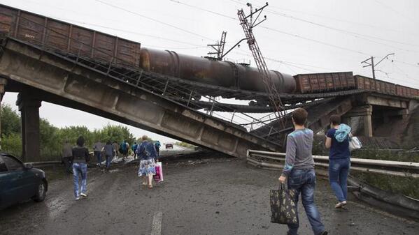 «Укрзалізниця» подсчитала стоимость повреждений железнодорожной инфраструктуры Донбасса