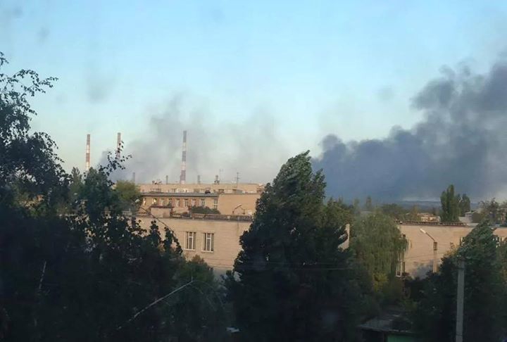 Пожар на Луганской ТЭС: без света остались 1,5 миллиона человек