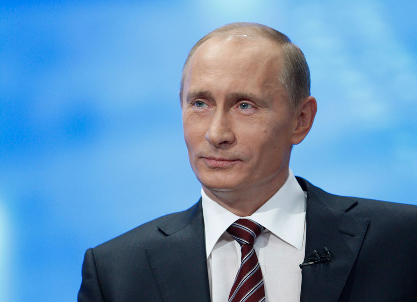 Опрос: рейтинг Путина начал падать