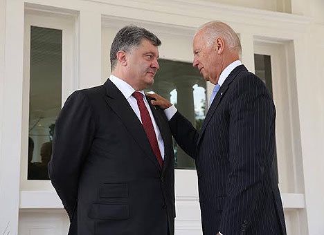 Порошенко и Байден считают, что Минские соглашения не выполняются по вине сепаратистов