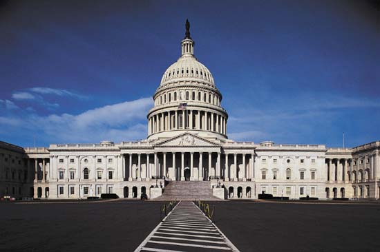 В Конгрессе США представили законопроект о предоставлении Украине оружия