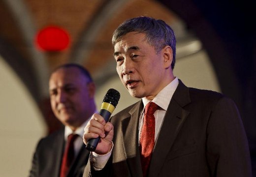 Китайский дипломат призывает Запад понять позицию России по украинскому кризису
