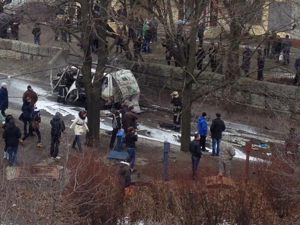 Геращенко: Основная версия взрыва авто в Харькове — теракт