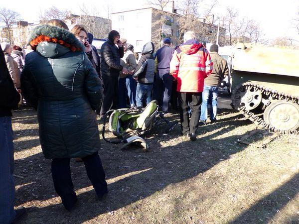 Военных, которые сбили женщину с детьми в Константиновке, перевезли в Краматорск — СМИ