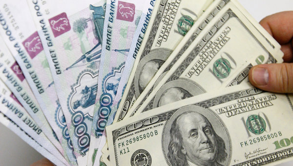С 25 марта в «ДНР» основной валютой станут рубль и доллар