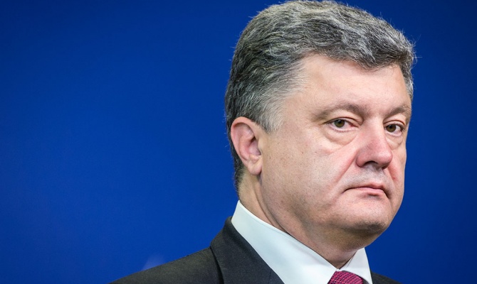 Порошенко: Украинские военные первыми на сепаратистов не наступают