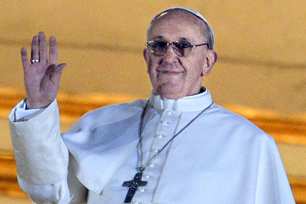 Папа Римский призвал помолиться за мир в Украине