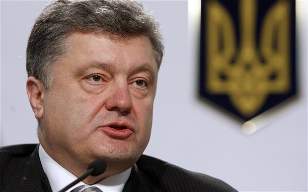 Порошенко: Мир готов дать 2 млрд долларов на восстановление Донбасса