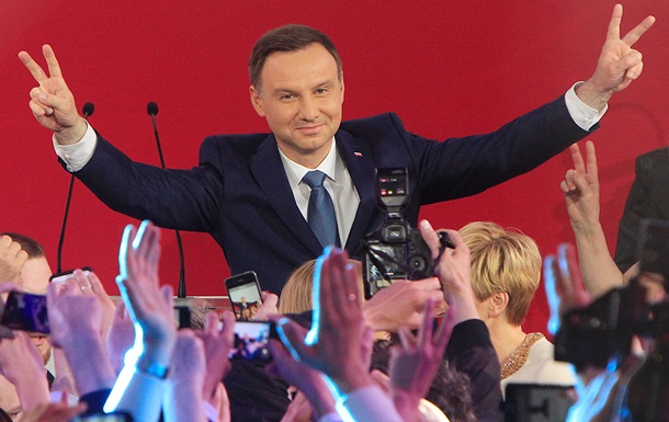 Польская ЦИК официально объявила Анджея Дуду новым президентом