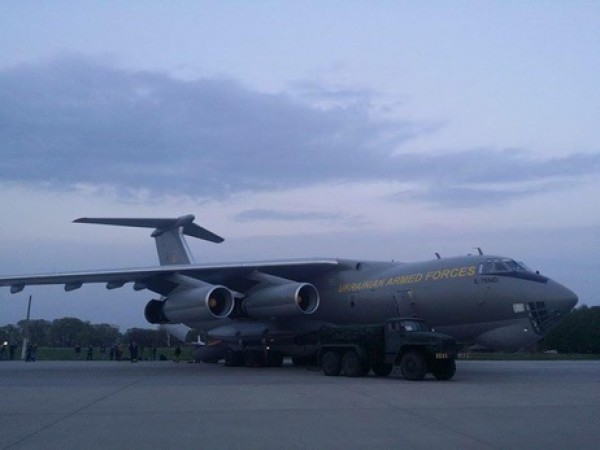 Самолёт с эвакуированными из Непала украинцами приземлился в Баку