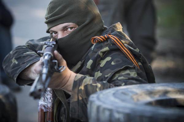 Лысенко: На блокпосту в Докучаевске сепаратист застрелил в голову мирного жителя