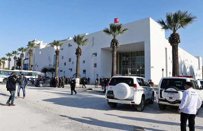 В сети появилось видео с места теракта в Тунисе