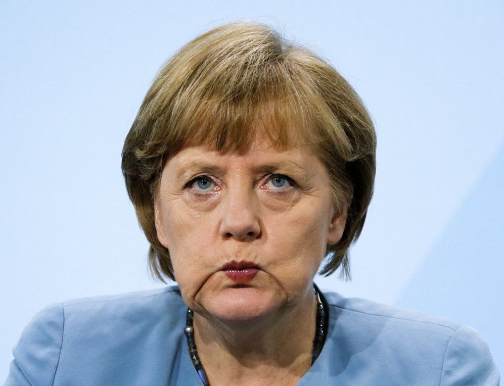 Меркель: Оснований вести переговоры о помощи Греции нет