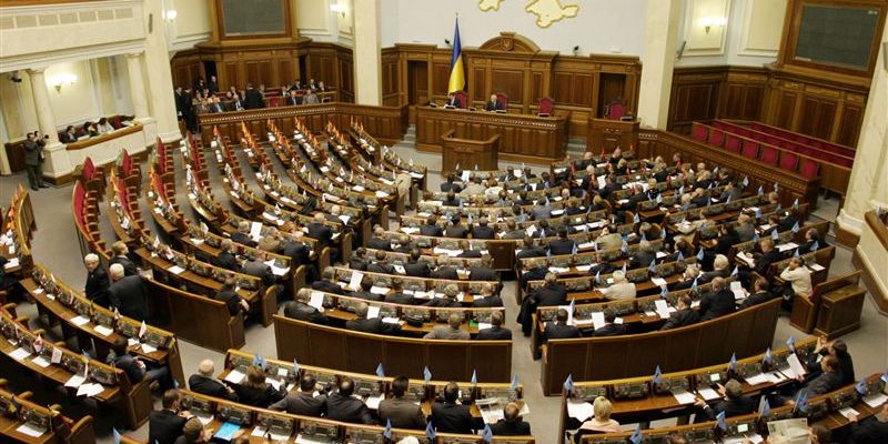 Шестеро депутатов официально отозвали свои голоса за законопроект о валютных вкладах