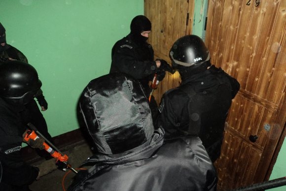 Во Львове неизвестные удерживали заложников и требовали приезда Садового — МВД