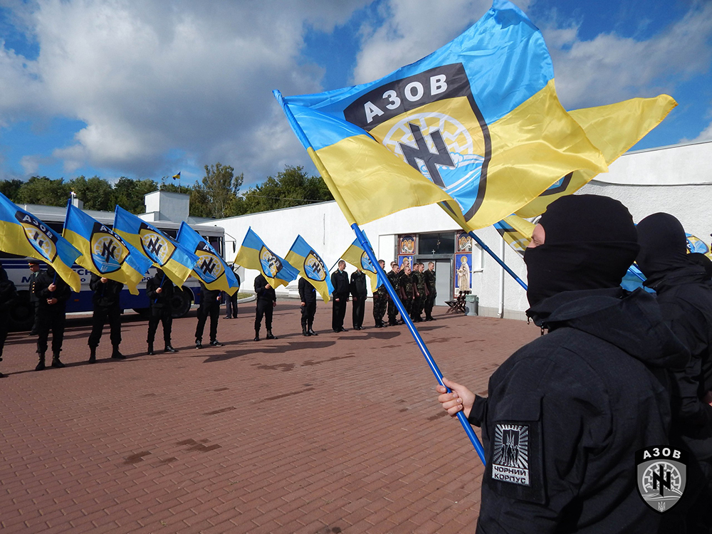Заявление полка Азов: Место патриотов с оружием – на войне