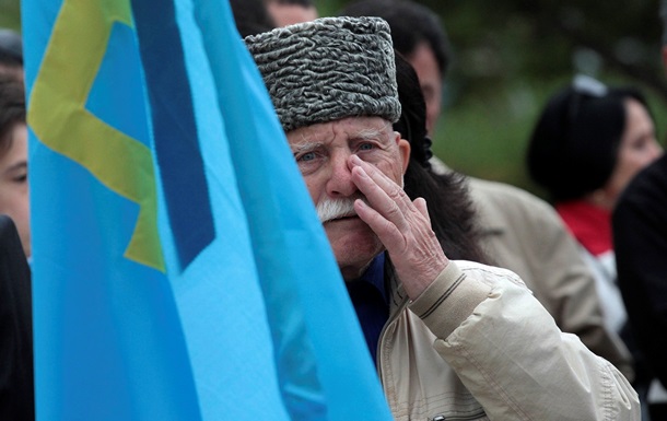 Кабмин предлагает платить тройные пенсии депортированным крымским татарам
