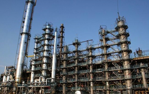 В Кременчуге прогремел взрыв на нефтеперерабатывающем предприятии