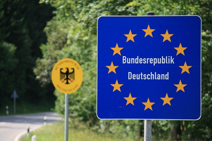 Slate: Германия ввела контроль на границе с Австрией (перевод)