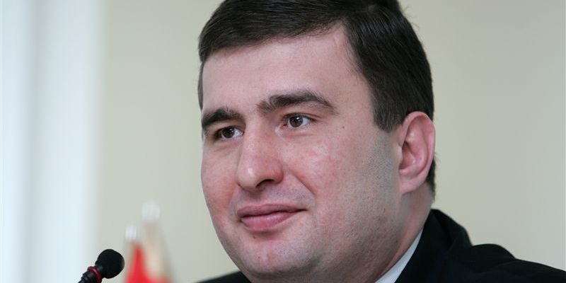 Азаров сообщил, что Маркова выпустили из тюрьмы