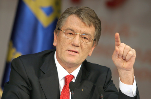 Ющенко призвал украинских верующих выходить из «хитрого блуда»