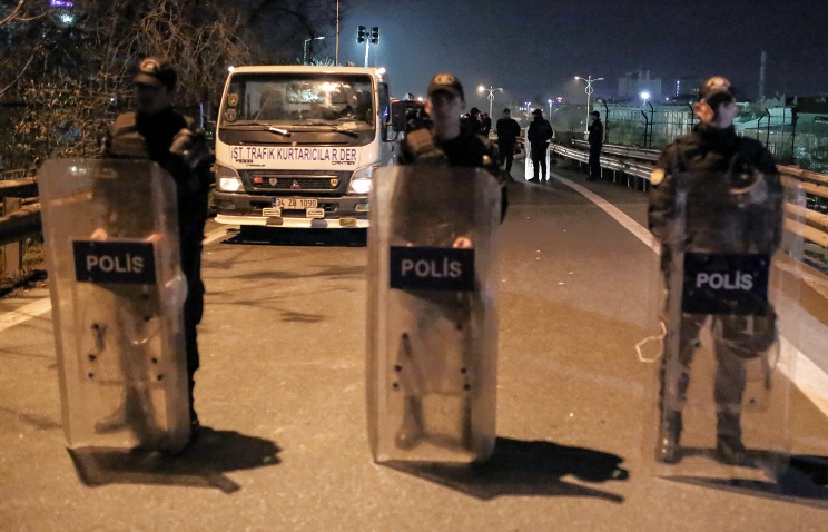 Взрыв в Стамбуле: погиб человек (видео)