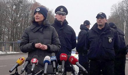 Деканоидзе: До мая на всех международных дорогах будет работать патрульная полиция