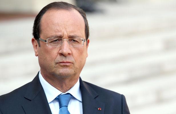 Олланд объявил, что французская экономика находится в состоянии ЧП