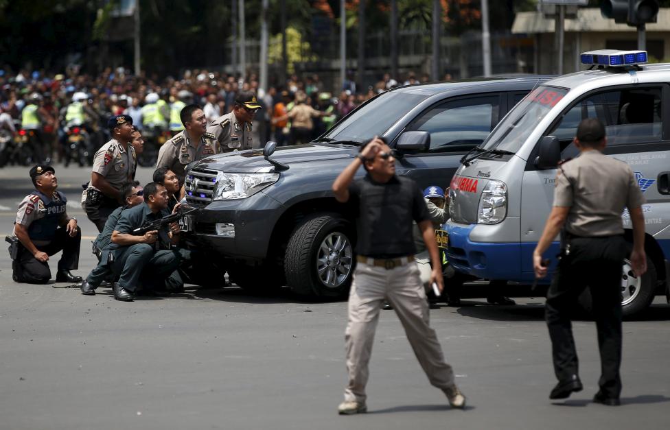 Серия взрывов в Джакарте: есть погибшие