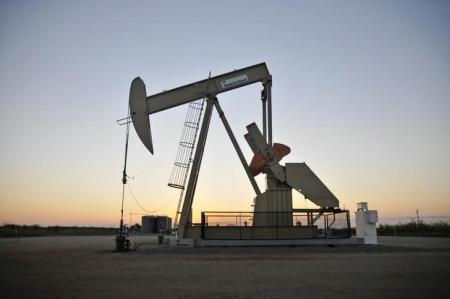 Цена на нефть Brent снизилась до 12-летнего минимума