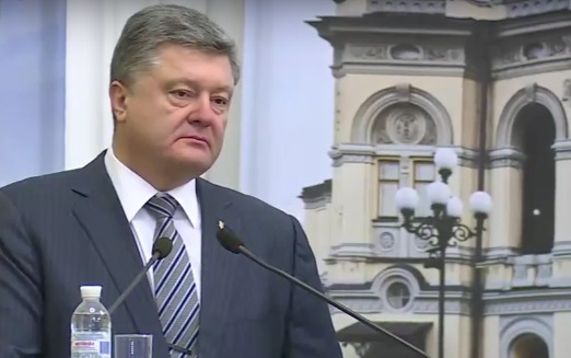 Порошенко: Моя задача – возвращение украинского суверенитета на Донбасс в 2016 году