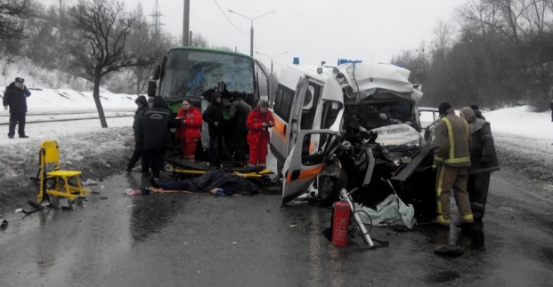 Харьков: «скорая» столкнулась с автобусом, есть жертвы