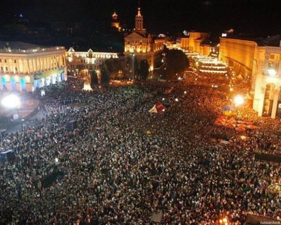 Посольство Украины отреагировало на показ «Масок революции» в Польше