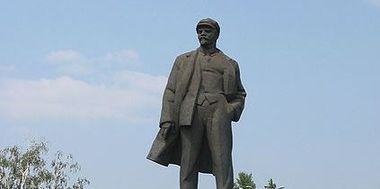 В Донецке восстановлен памятник Ленину