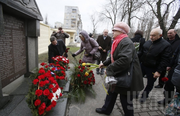В Киеве почтили память жертв Куреневской трагедии