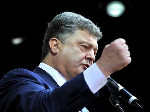 Порошенко поблагодарил военных за очистку Донбасса от «промосковской нечисти»