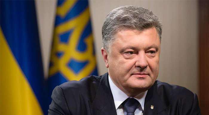 Порошенко: Мы на финишной прямой в деле возвращения 25 заложников