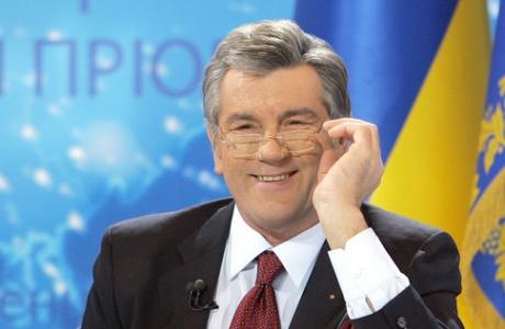 Москаль: Ющенко и его приближенные получили почти 1 млрд долларов за сдачу власти Януковичу