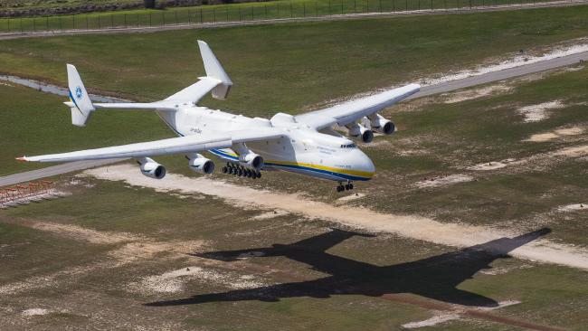 Самолет «Мрия» доставил в Австралию 117-тонный электрогенератор