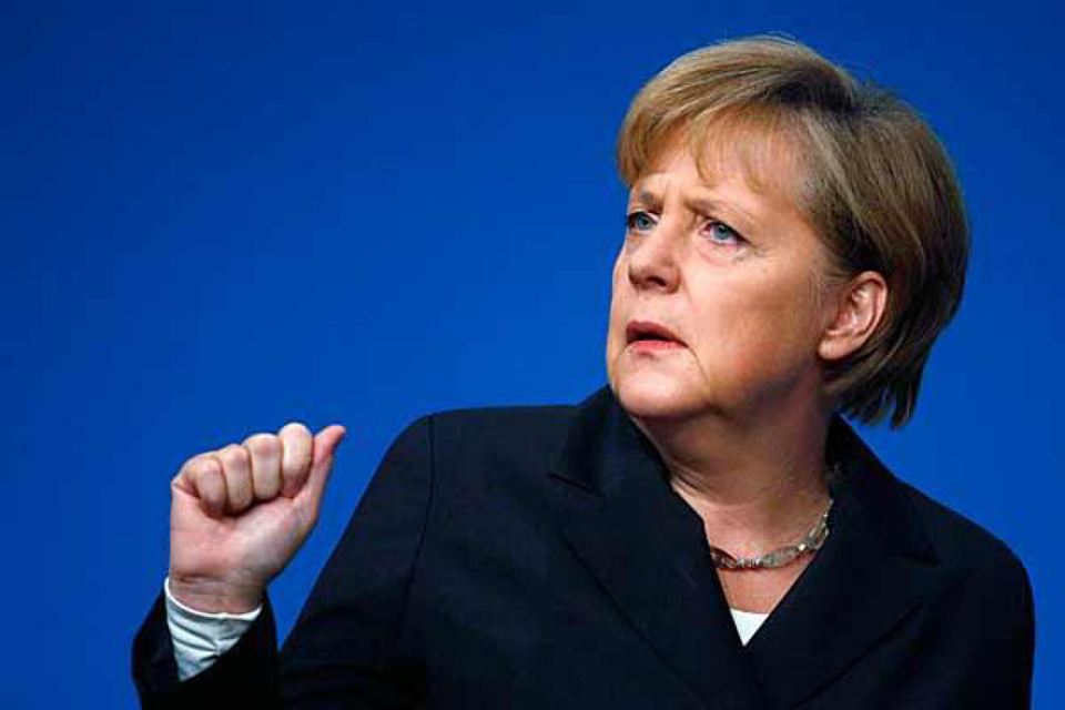 В офис Меркель подбросили свиную голову, – СМИ