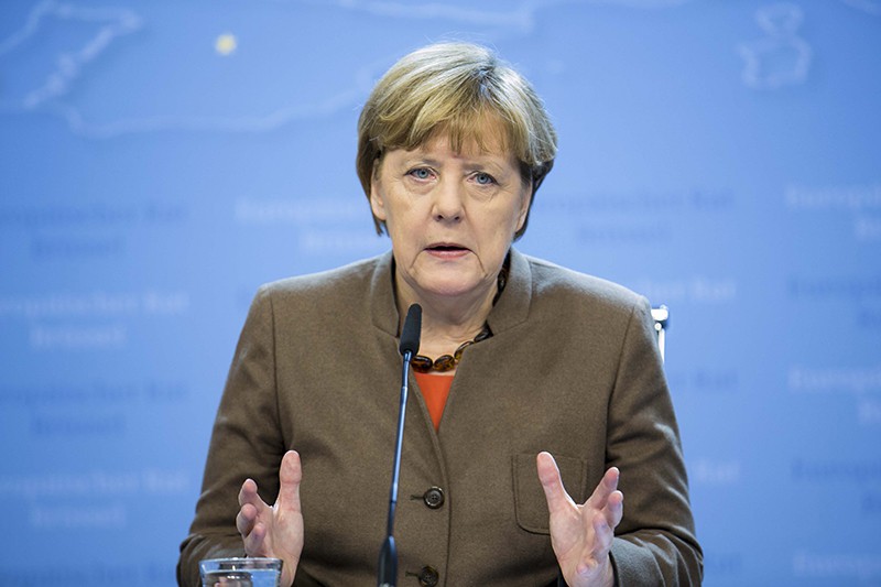 Меркель: Выборы на Донбассе сейчас нельзя провести по объективным причинам