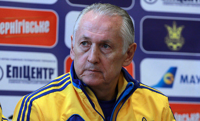 Фоменко подал в отставку с поста тренера сборной Украины