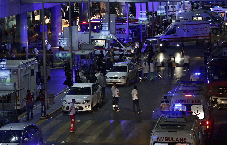 При взрывах в Стамбуле погибли 36 человек, – премьер Турции