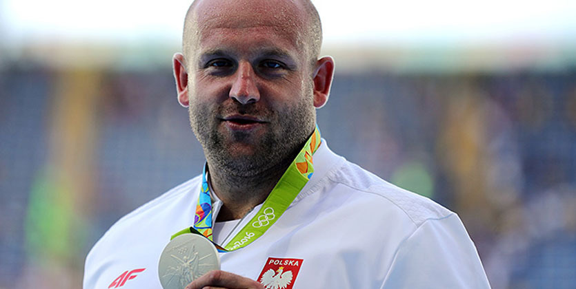 Спортсмен из Польши продает олимпийскую медаль, чтобы спасти ребенка