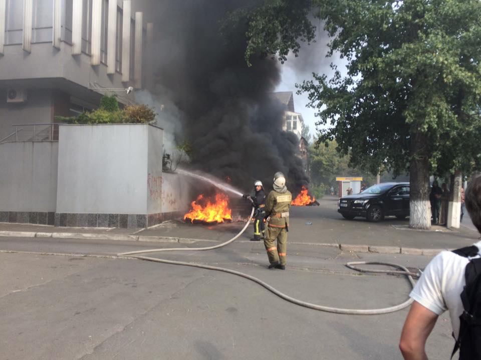 В Киеве напали на офис канала «Интер»