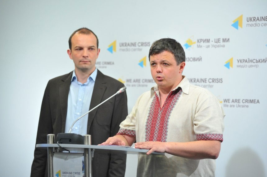 Матиос упрекнул Семенченко и Соболева за защиту «торнадовцев»