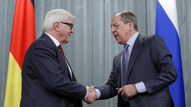 Лавров и Штайнмайер обсудили режим тишины на Донбассе